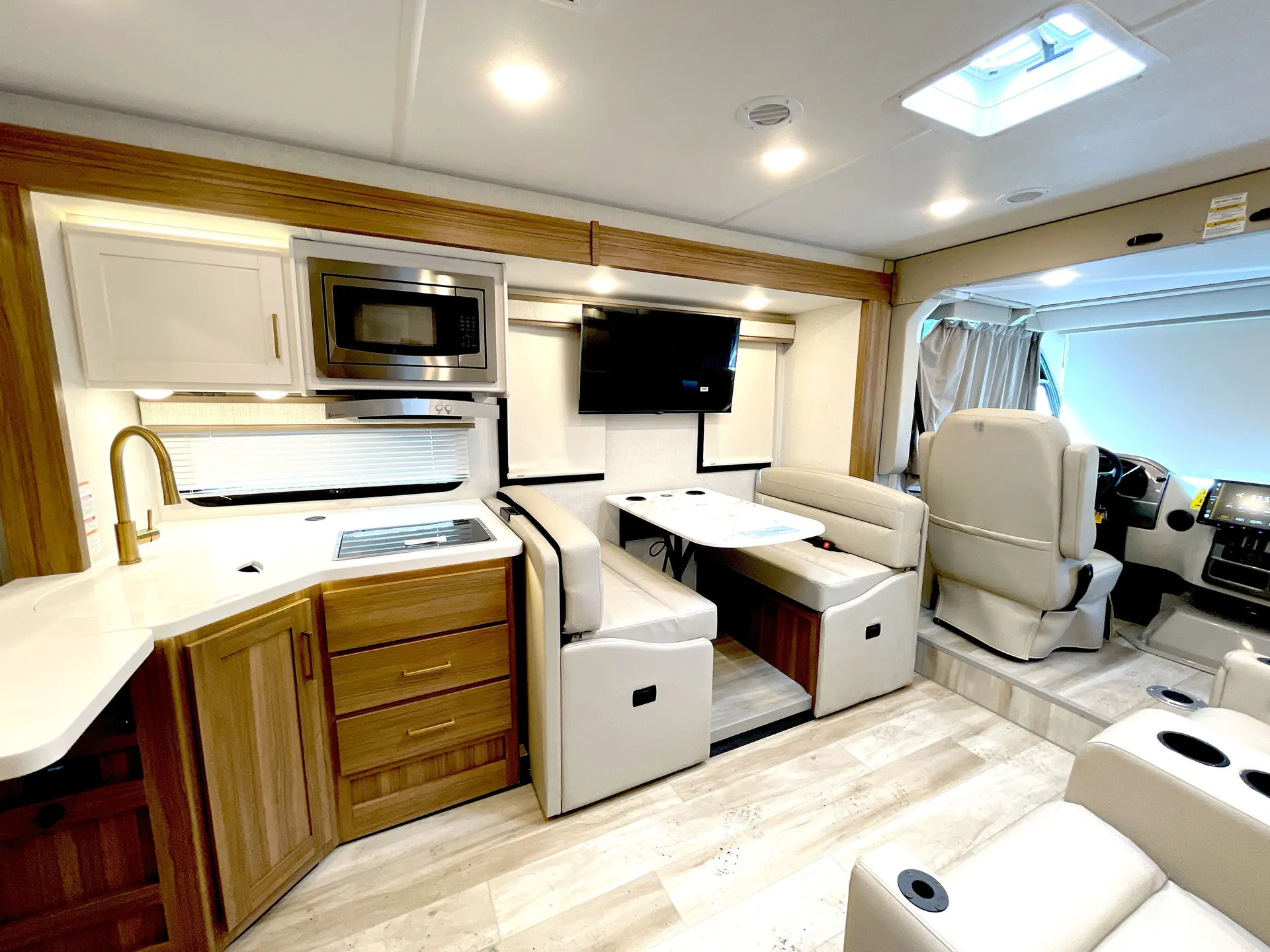 2027 Thor Motor Coach Freedom Eddie Bauer EB28 — living area main
