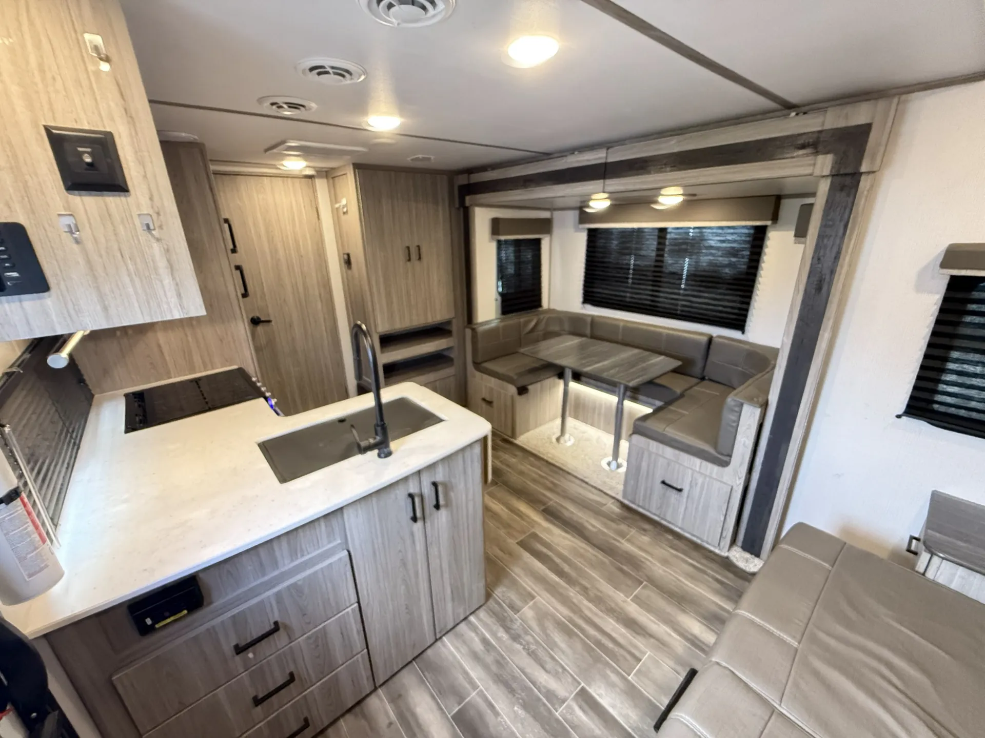 2022 Keystone Passport SL Series 189RB - Photo 2
