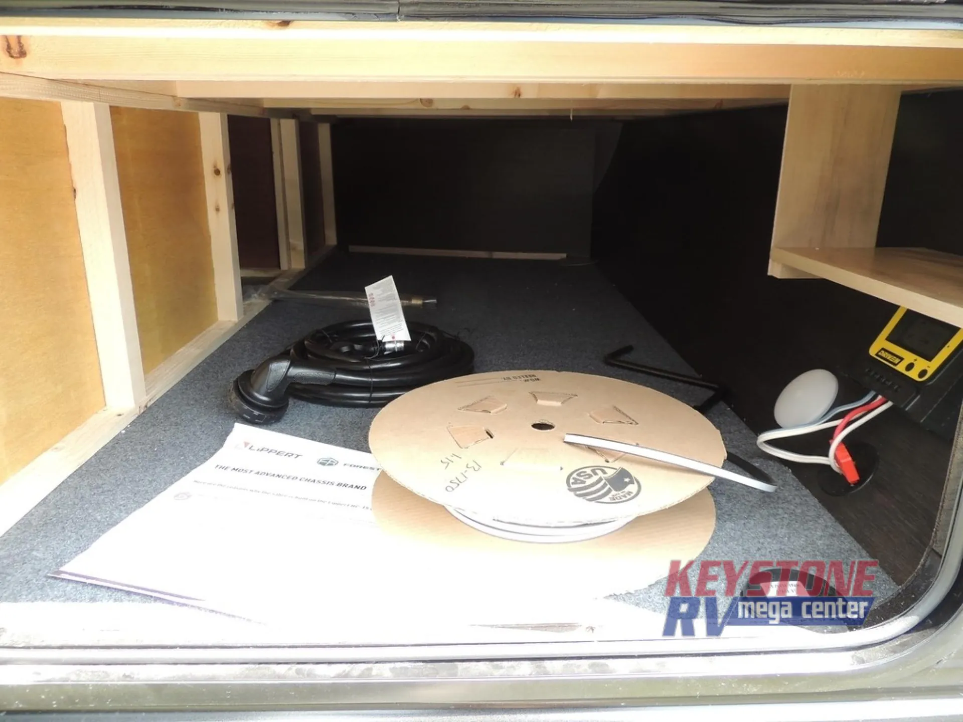 2027 Forest River Cherokee Grey Wolf 22RR — Photo 6