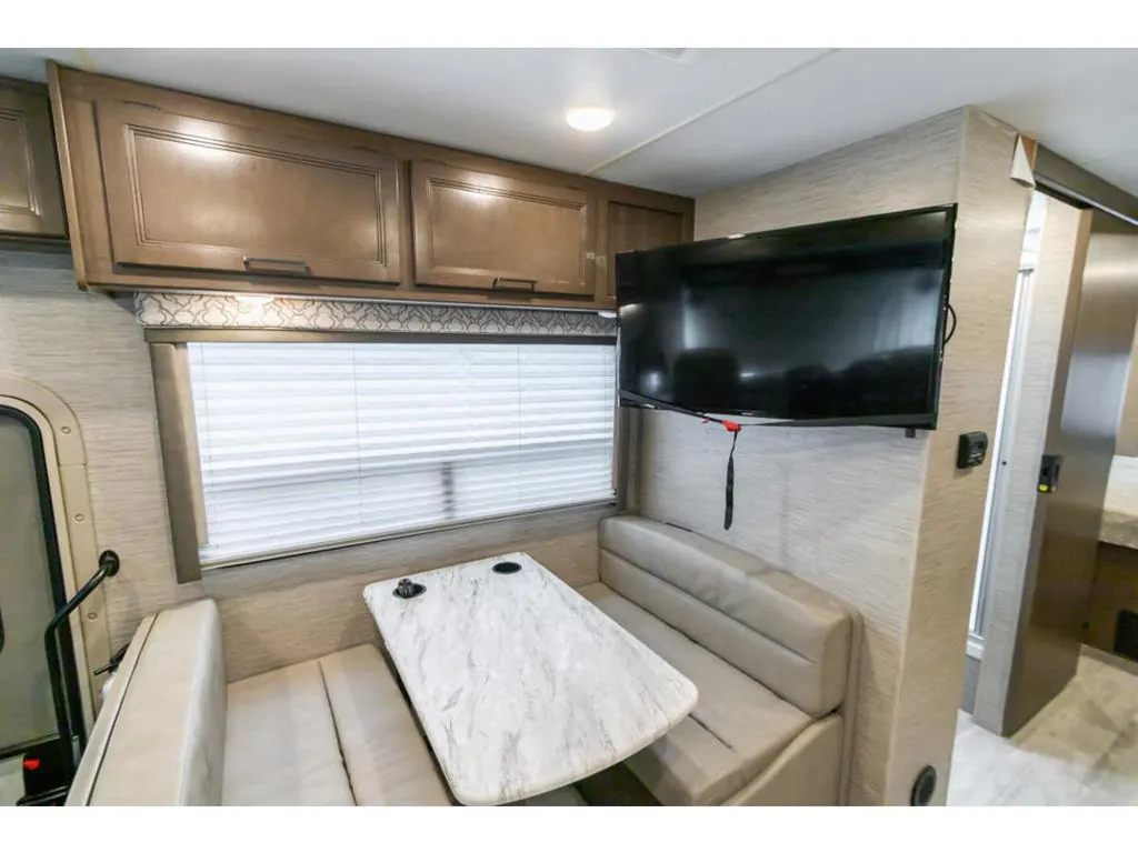 2022 Thor Motor Coach Freedom Traveler A29, Photos photo 8