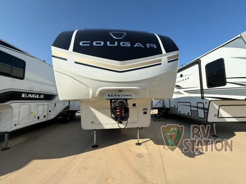 2026 Keystone RV Cougar Half-Ton 23MLE - Photo 4