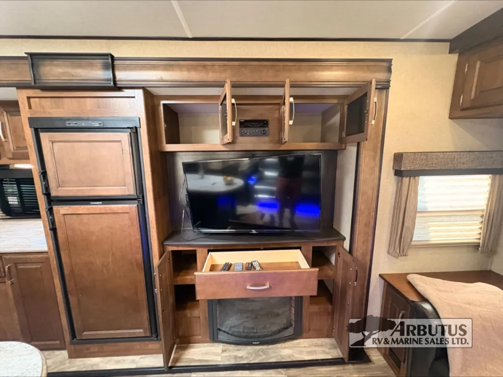 2019 Grand Design Reflection 297RSTS, Photos photo 20