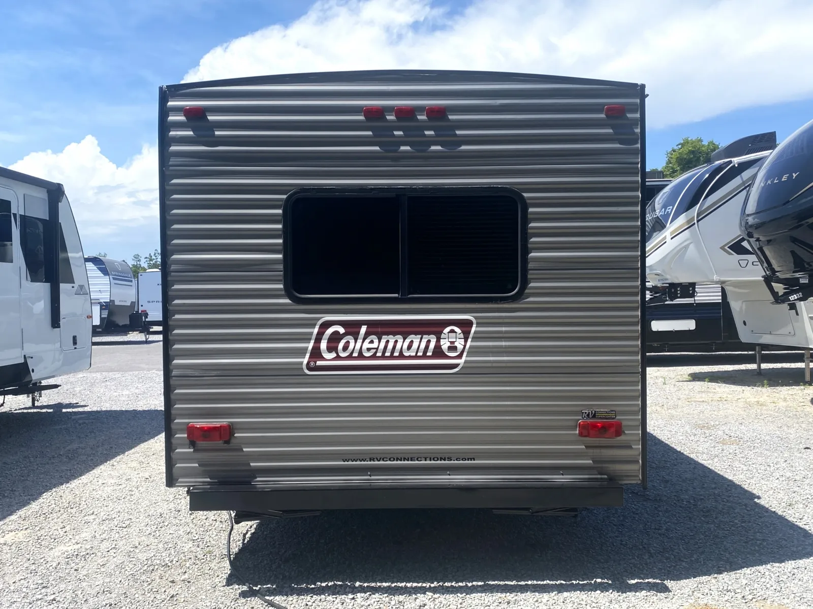 2019 Coleman LANTERN 17RD - Photo 3