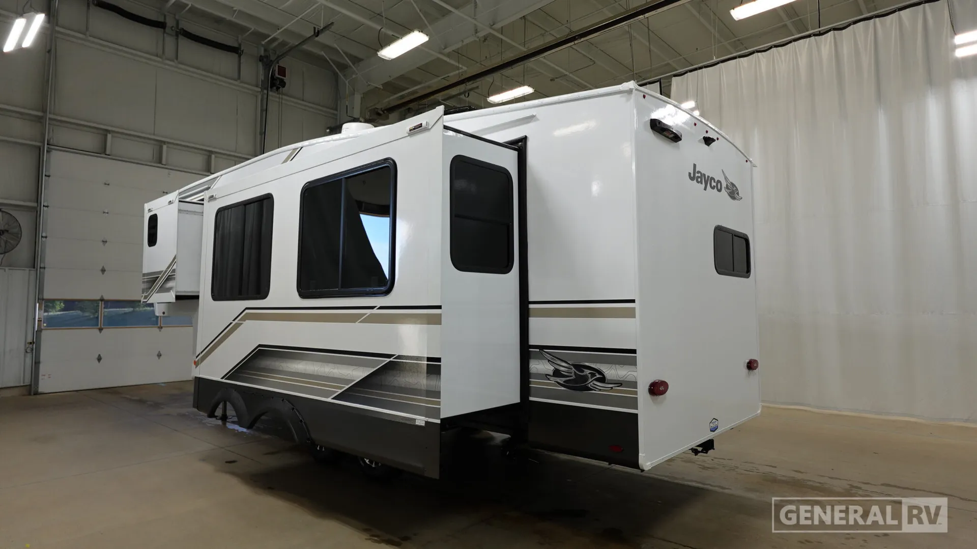 2027 Jayco Eagle 28RKS - Photo 4