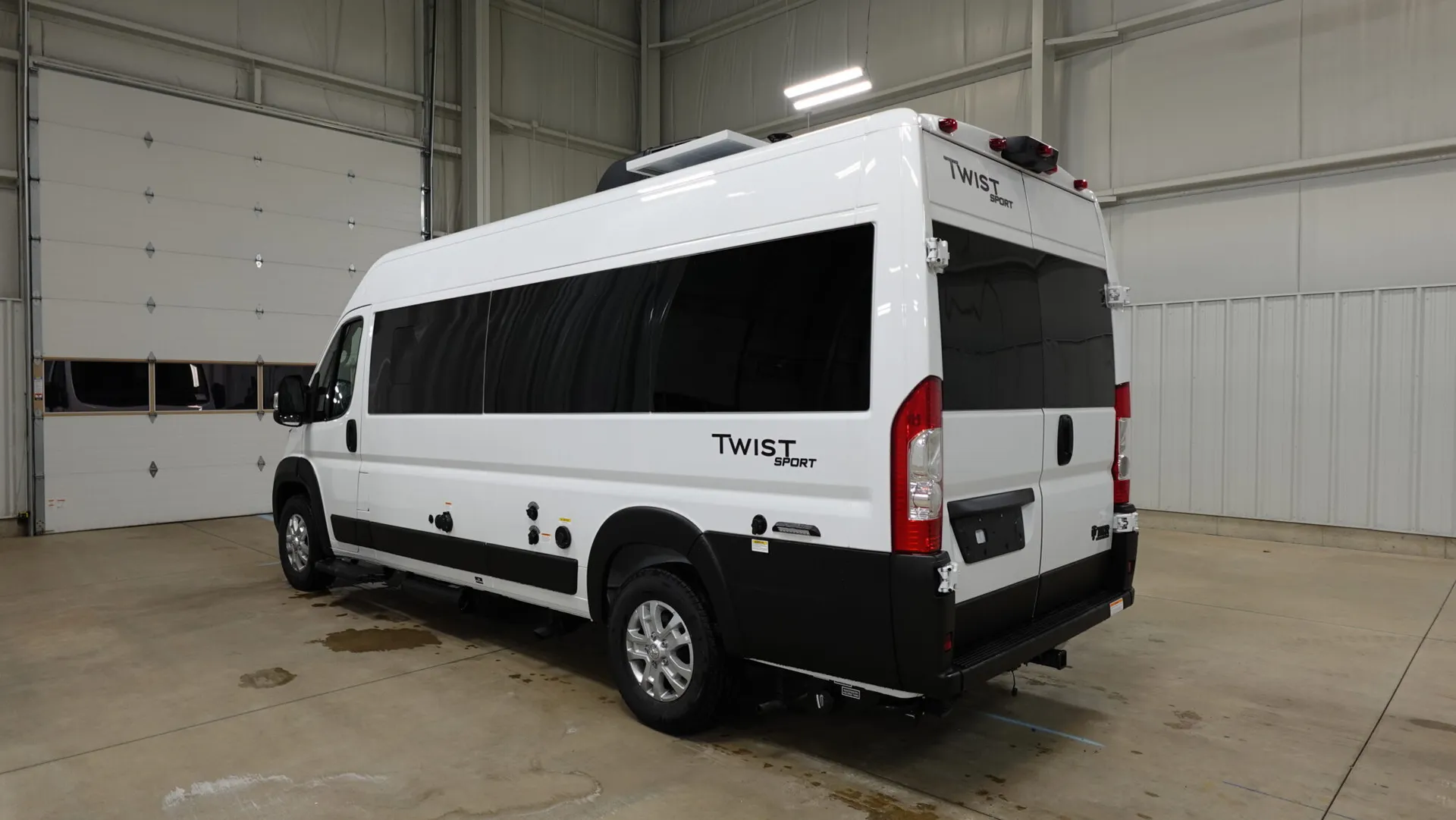 2026 Thor Motor Coach Twist Sport 20LS - Photo 4
