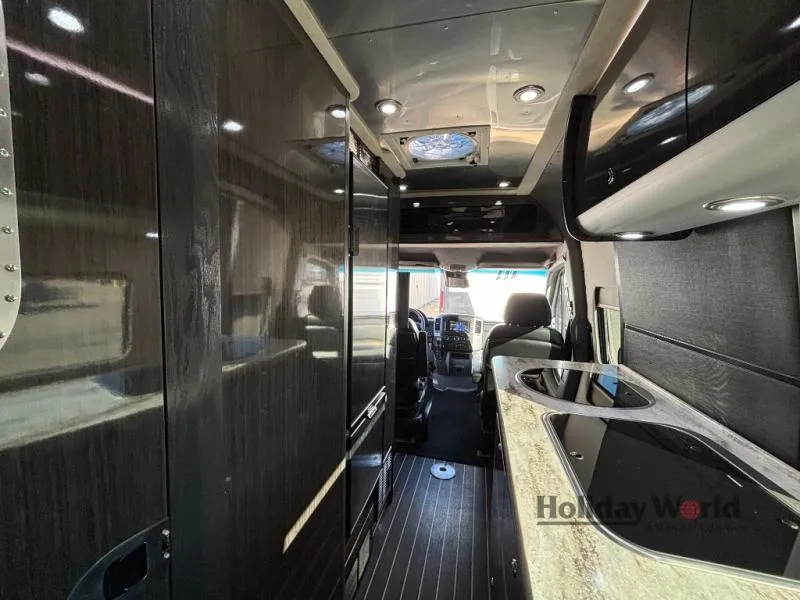 2017 Airstream Interstate Grand Tour EXT Grand Tour EXT - Photo 4
