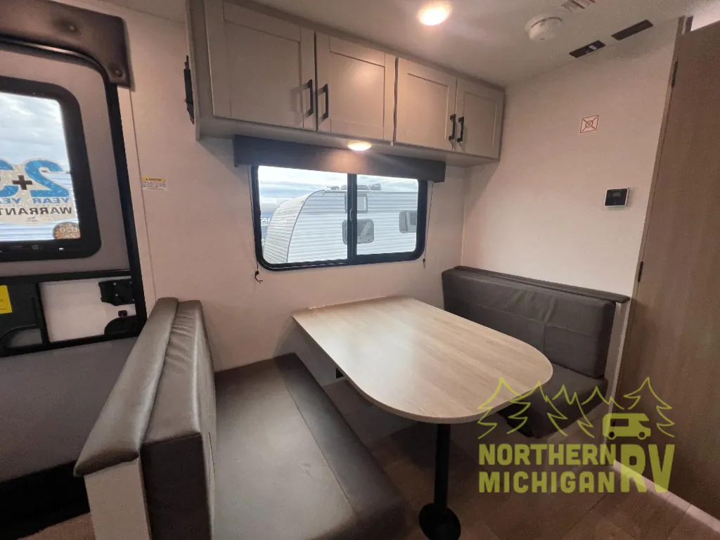 2027 Jayco Jay Flight 175FQ, Photos photo 6