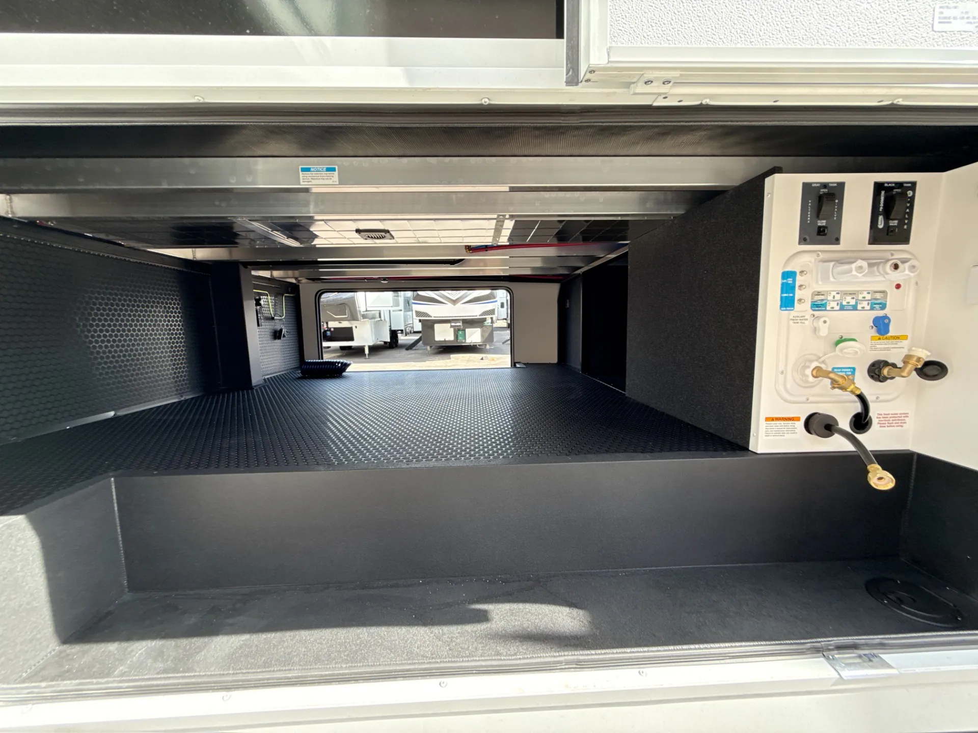 2026 Brinkley Model Z 3600 — Photo 6