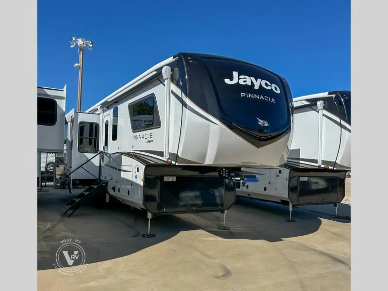 2026 Jayco Pinnacle 32RLTS - Photo 2