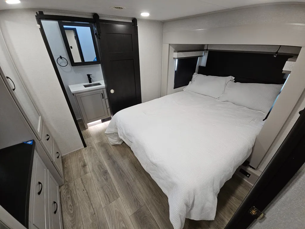 2026 Jayco North Point 395DSDB, Photos photo 30