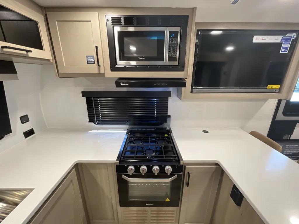 2026 Forest River Flagstaff Micro Lite 25MBR, Photos photo 10