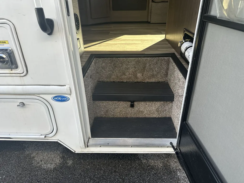 2021 Thor Motor Coach Freedom Elite 27FE, Photos photo 2