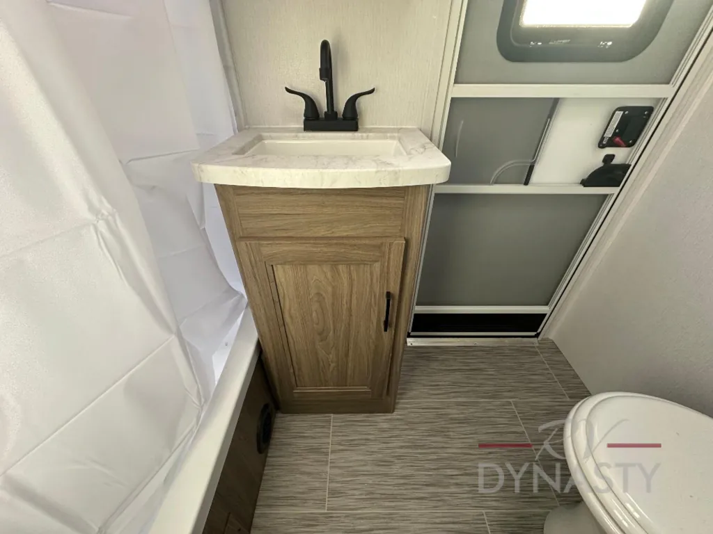 2025 Coachmen Freedom Express Select 31SE, Photos photo 29