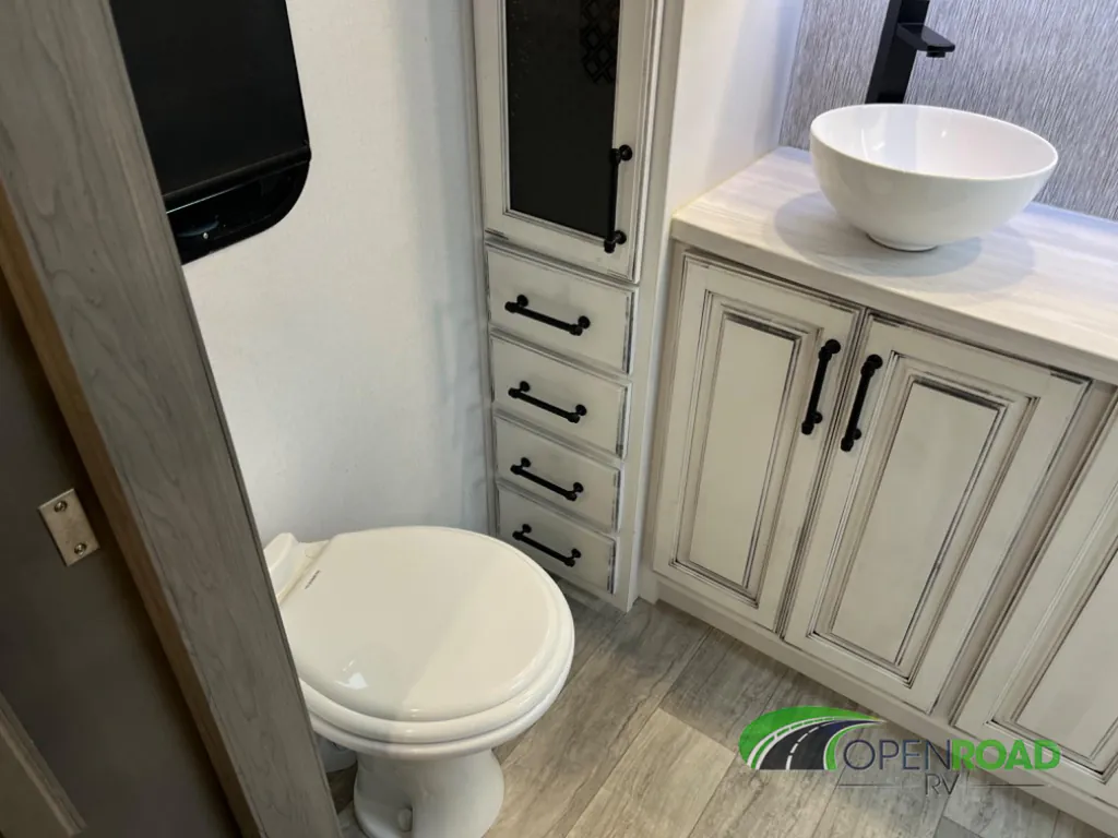 2022 Keystone Montana 3763BP, Photos photo 35