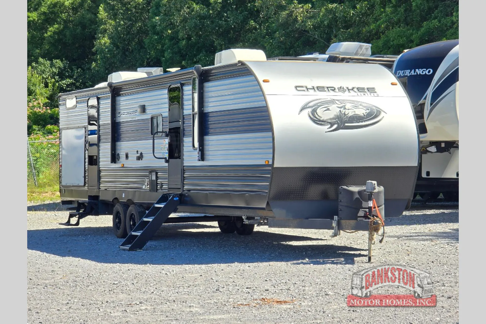 2022 Forest River Cherokee 324TS - Photo 2
