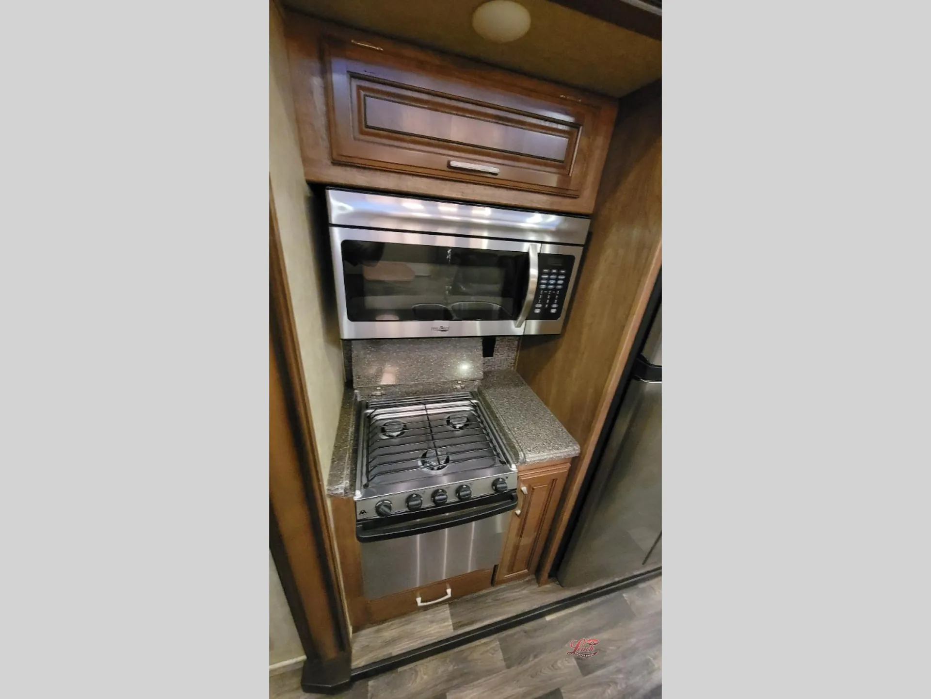 2017 Keystone Montana 3160RL - Photo 3