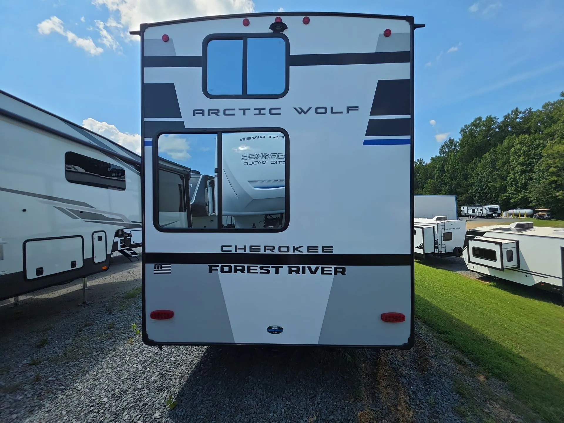 2027 Forest River Arctic Wolf 331BH — Photo 7