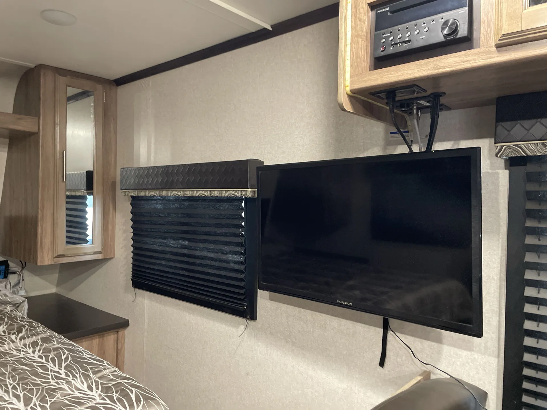 2018 Jayco Jay Feather 22RB — living area main