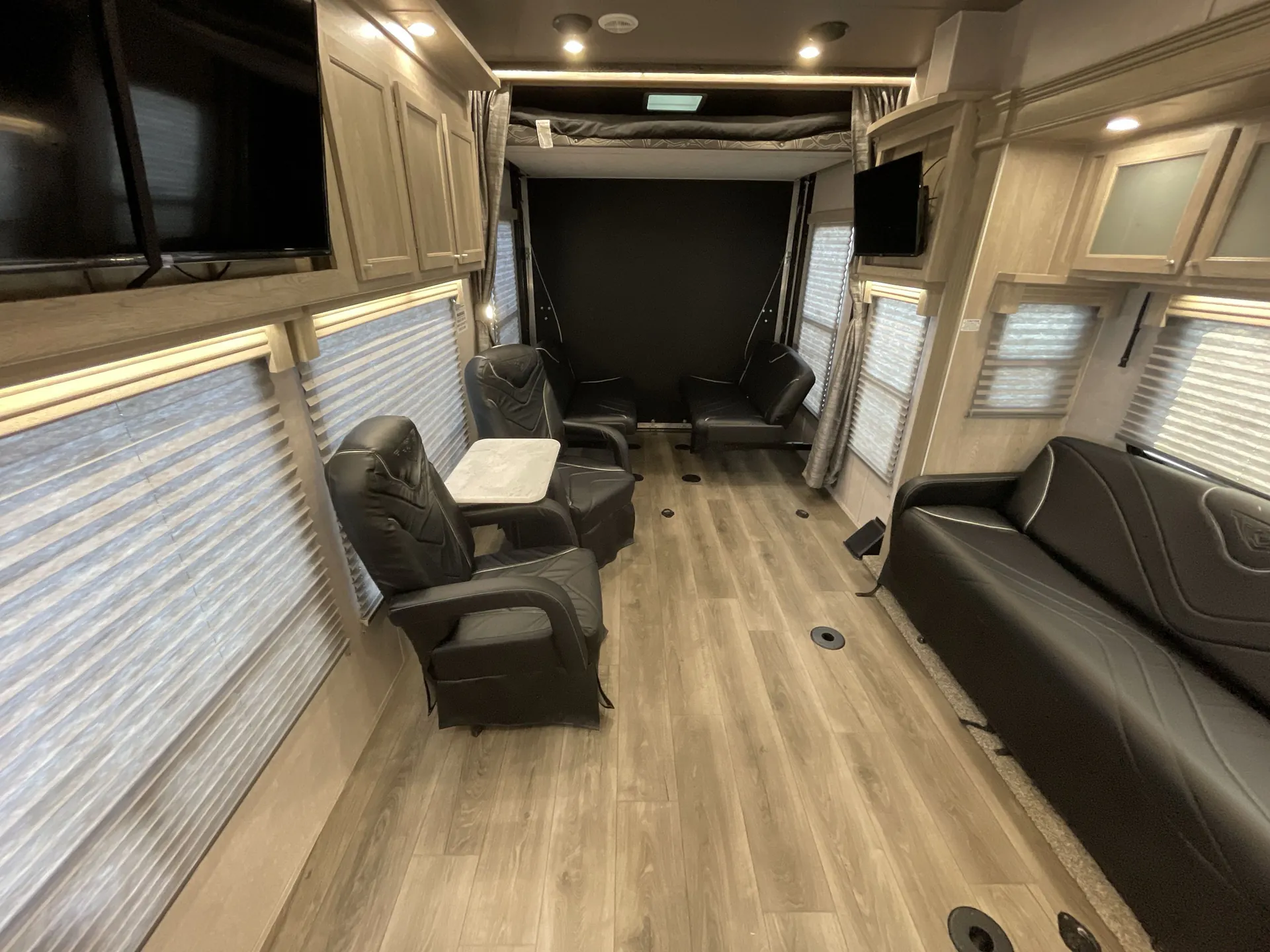 2023 eclipse rv Stellar Wide Lite 30SKS — driver seat
