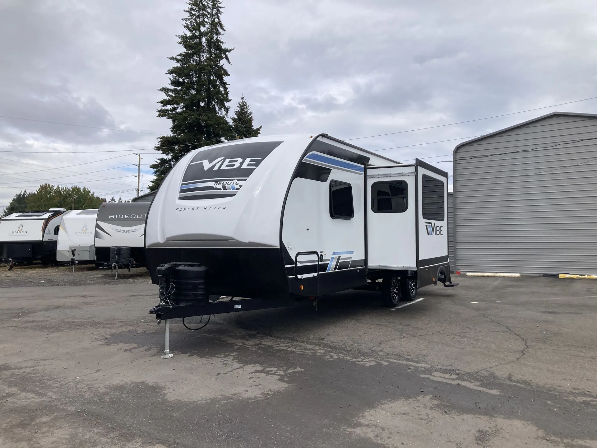 2025 Forest River Vibe 24DB - Photo 3