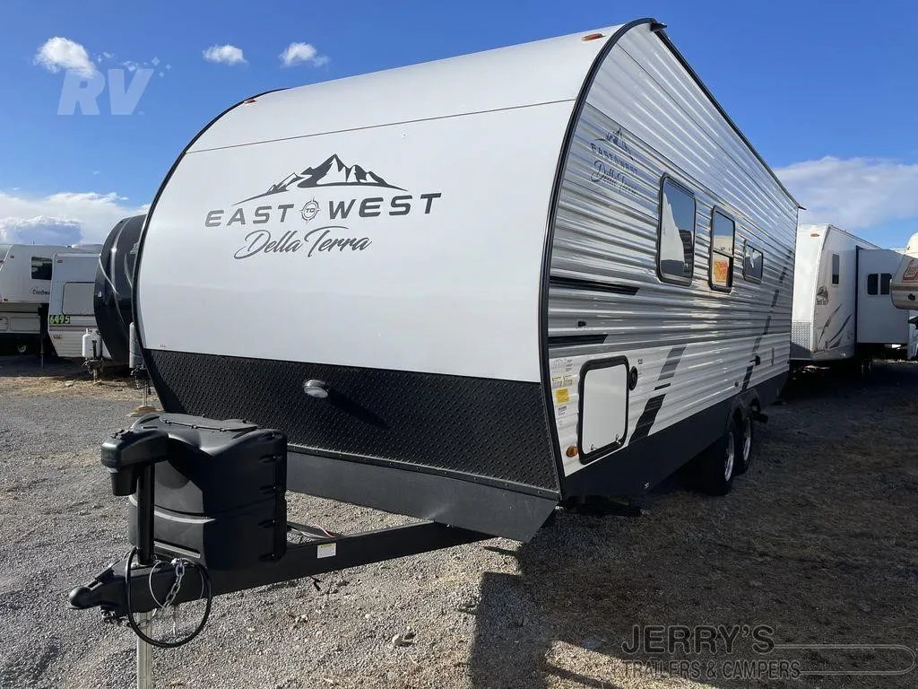 2022 East to West Della Terra 230RB - Photo 4