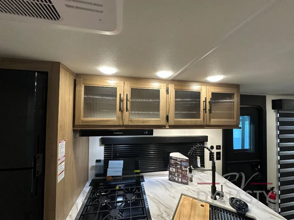 2025 Forest River Cherokee Wolf Den 306MM, Photos photo 43
