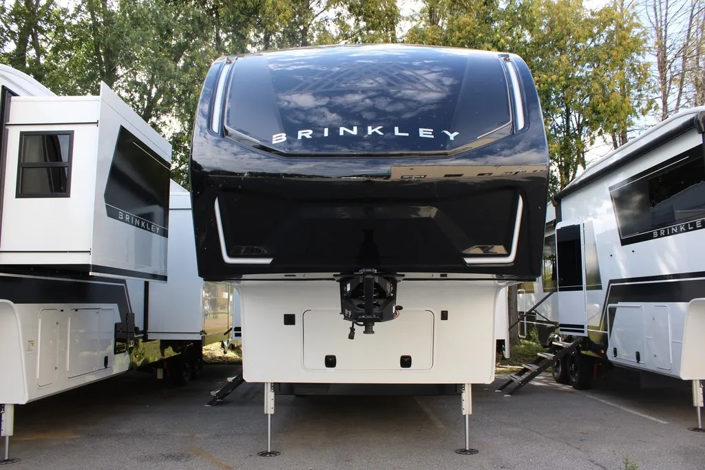 2026 Brinkley Model Z 2810, Photos photo 3