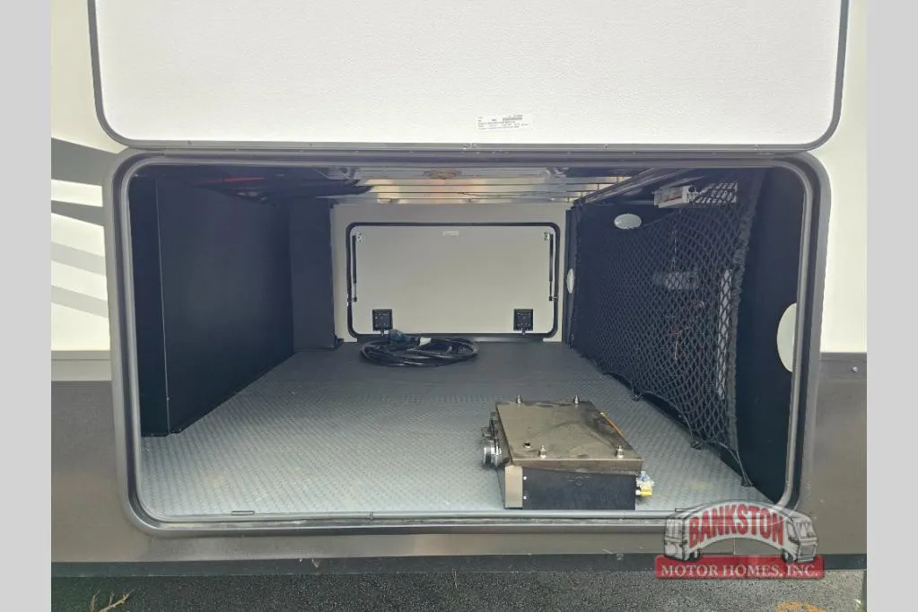 2025 Venture RV SportTrek 353VIK - Photo 4