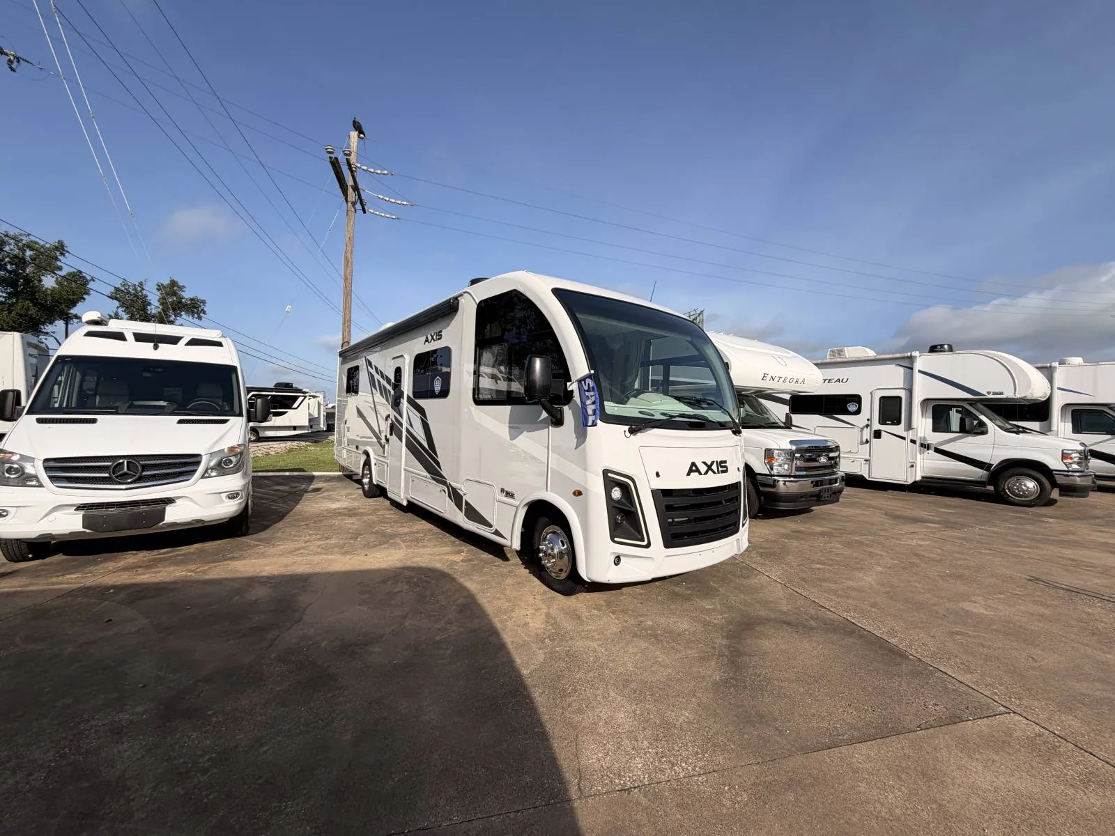 2026 Thor Motor Coach Axis 281 - Photo 4