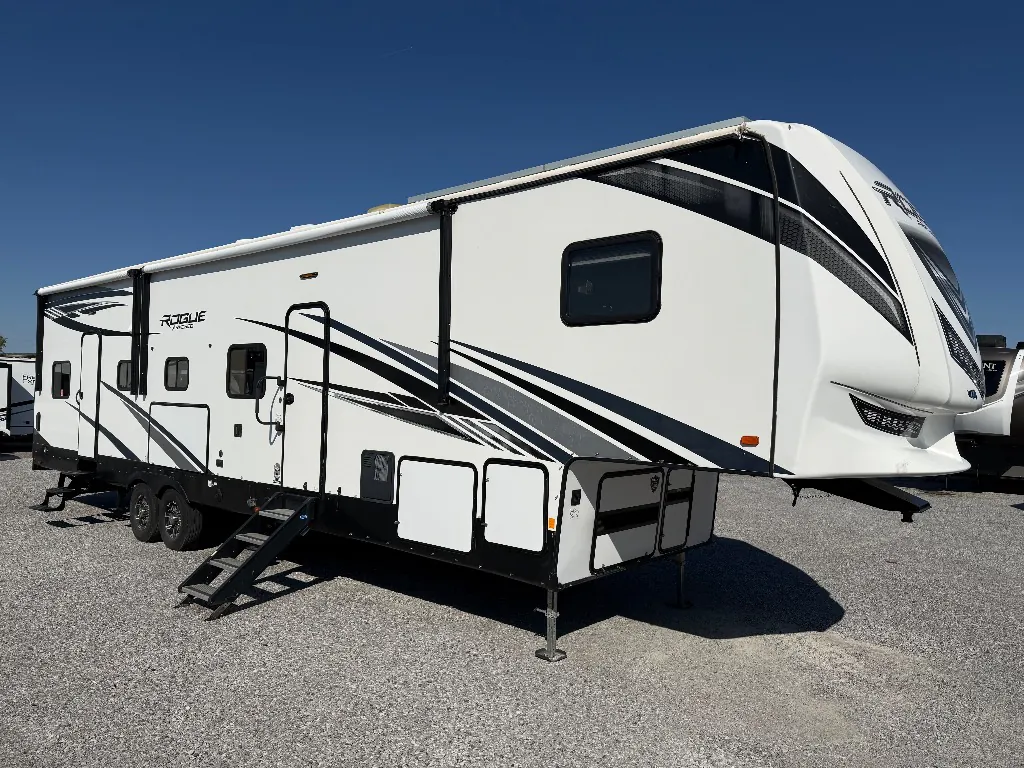 2020 Forest River Vengeance Rogue Armored 371