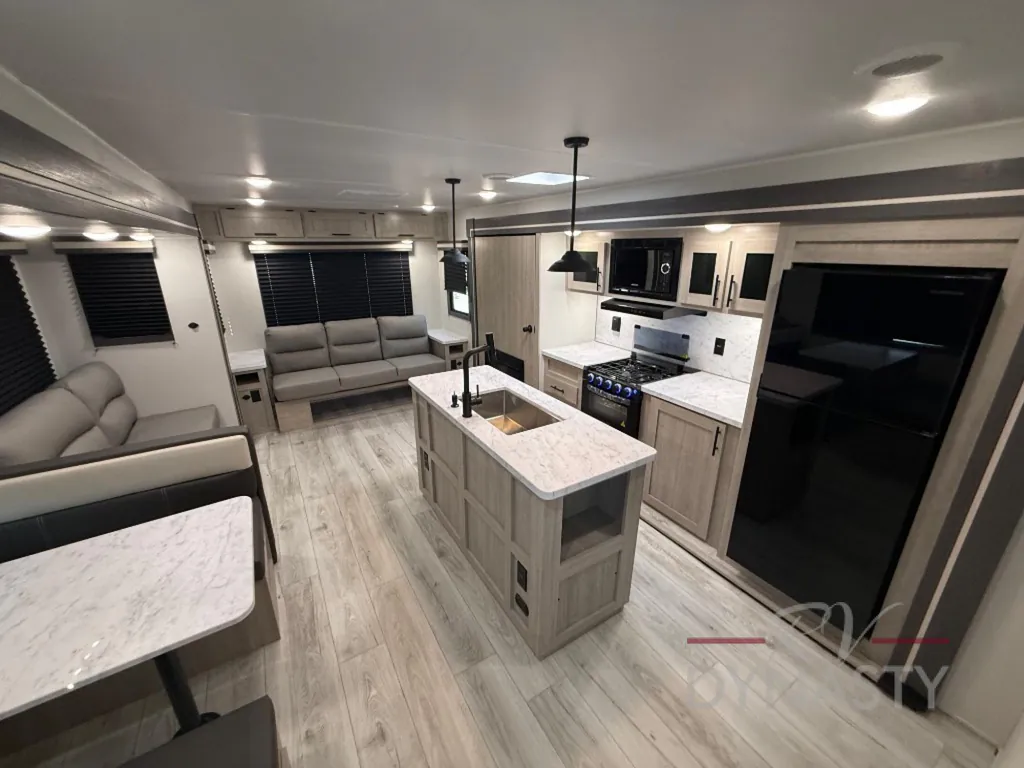 2027 East to West Della Terra 272RL, Photos photo 47