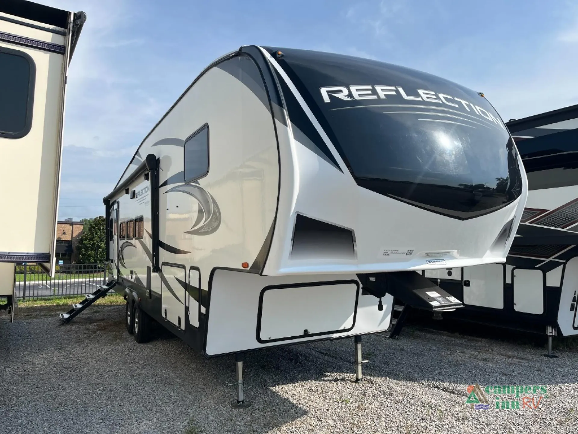 2021 Grand Design Reflection 310RLS dealer photo 1 from Campers Inn RV