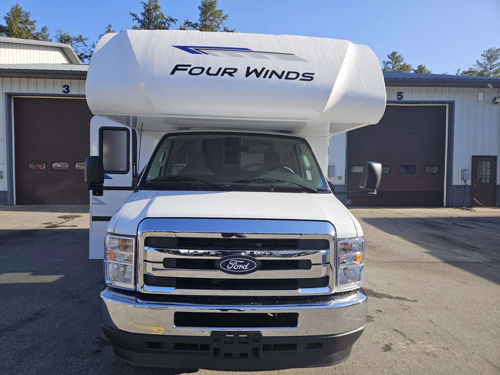 2026 Thor Motor Coach Four Winds 22Z - Photo 3