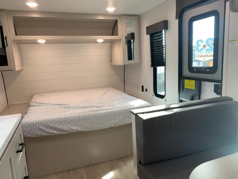 2027 Jayco Jay Flight 175FQ, Photos photo 28