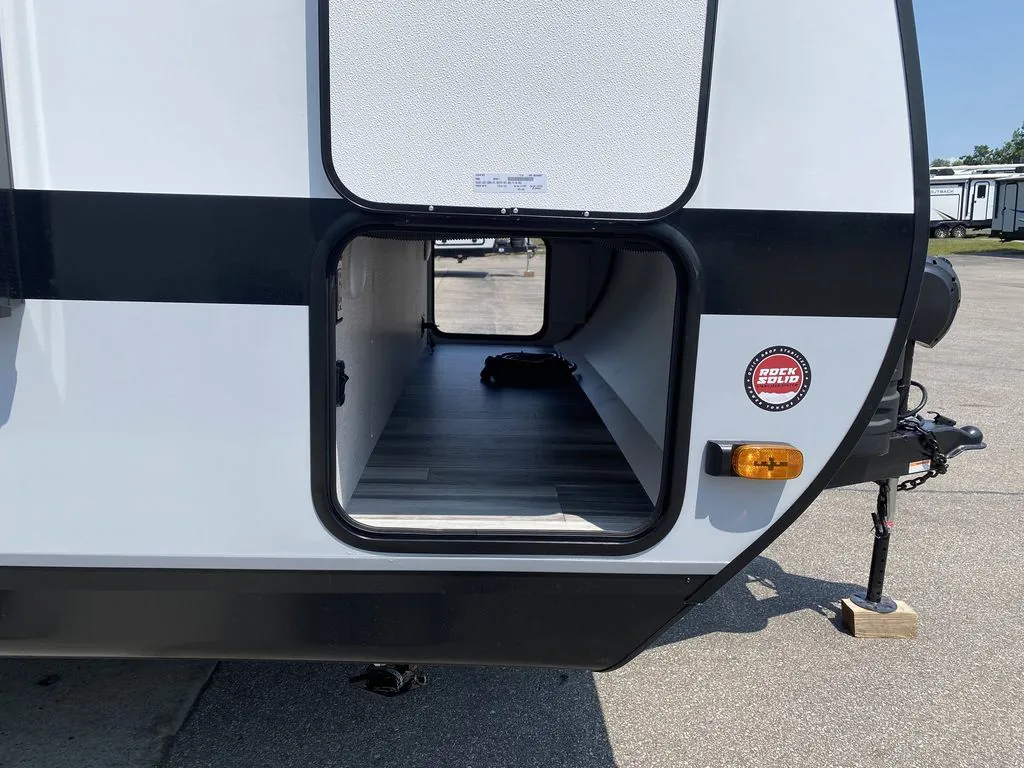 2025 Jayco Jay Feather Air 18MBH - Photo 4