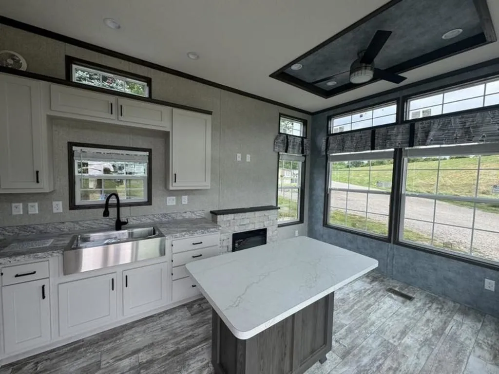 2027 Cavco 190006 - Photo 4