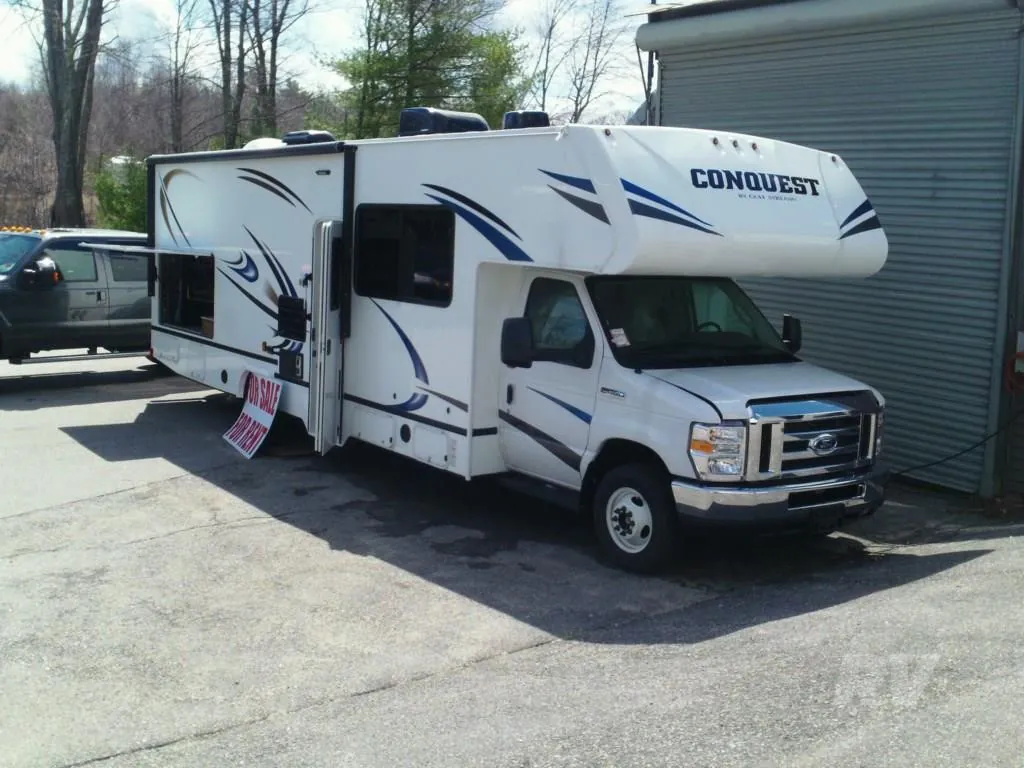 2022 Gulf Stream Conquest Class C 6314 - Photo 2