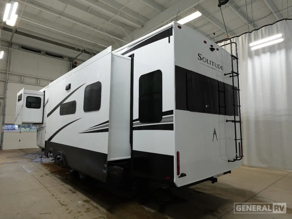 2026 Grand Design Solitude 370DV - Photo 4