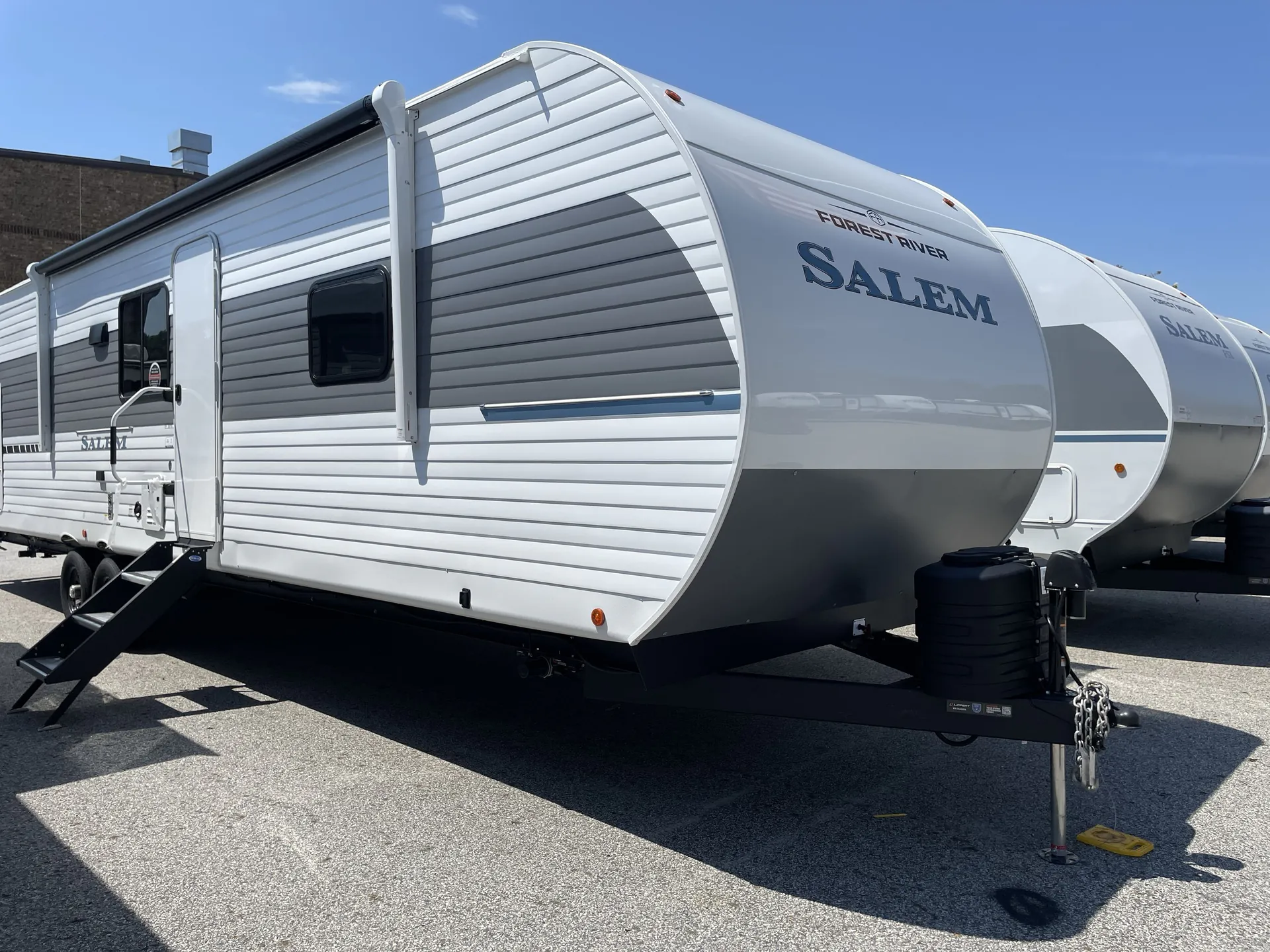 2027 Forest River Salem 33TS — campside