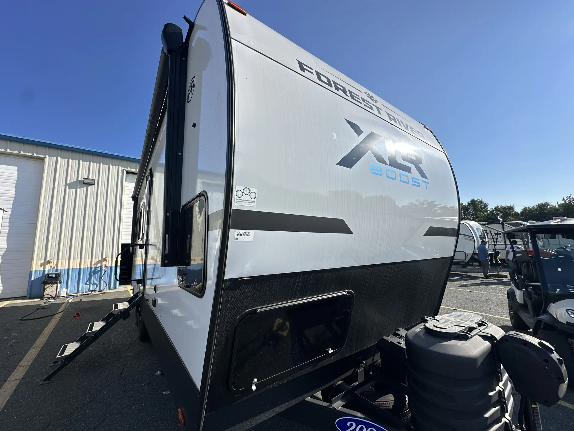 2025 Forest River XLR Boost 2114BX - Photo 2