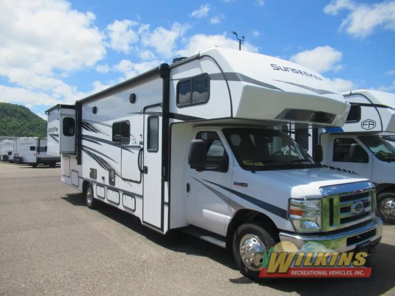 2024 Forest River Sunseeker LE 3010 - Photo 2