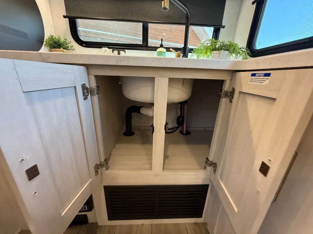 2027 Forest River R-Pod Un-Mapped 23MK, Photos photo 14
