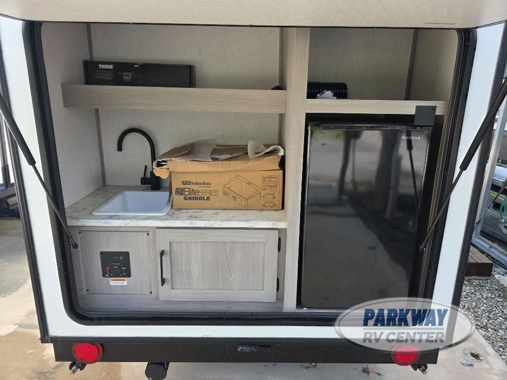 2023 Dutchmen RV Coleman Rubicon 1200 Series 1400BH - Photo 4
