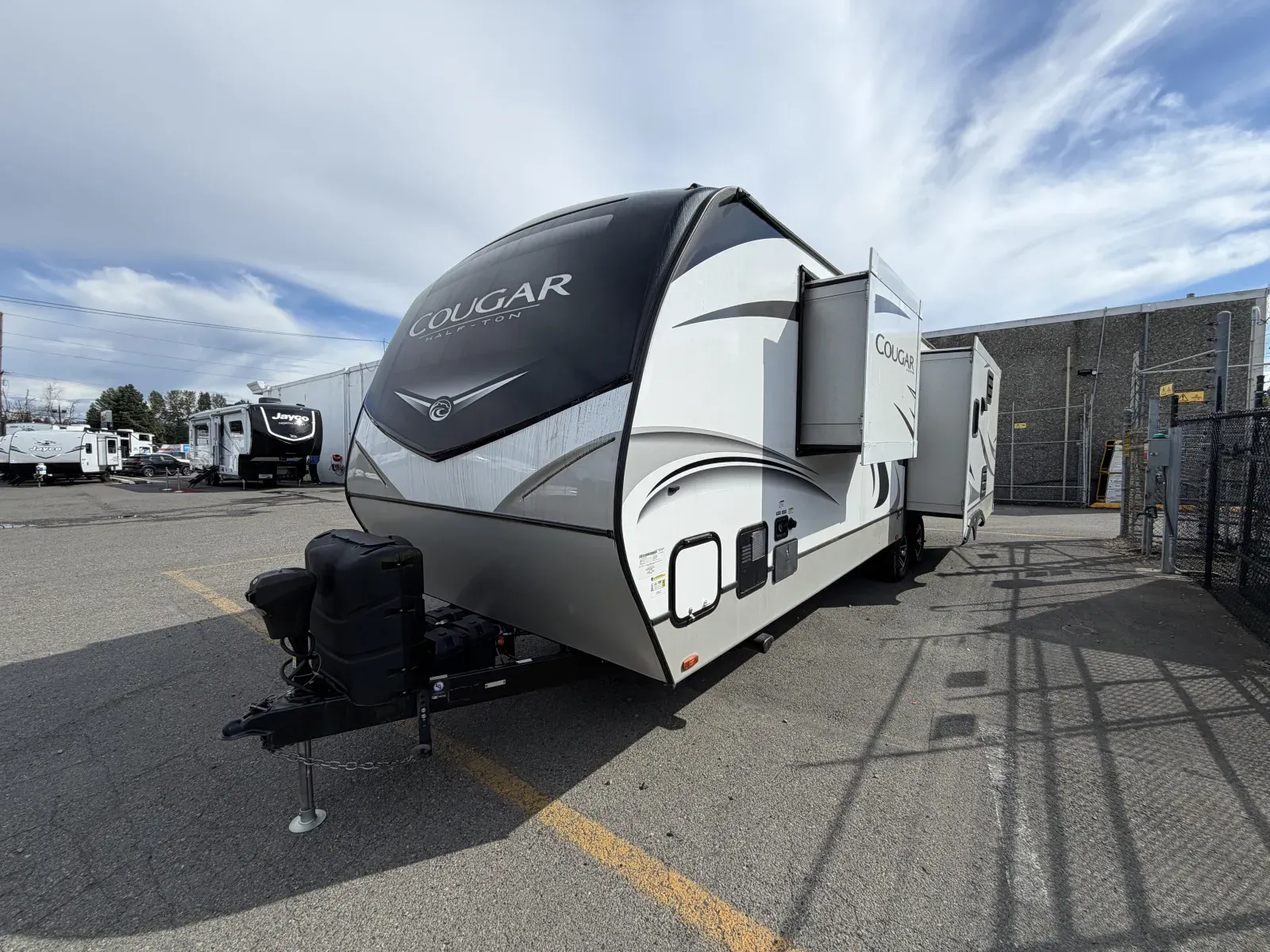 2023 Keystone Cougar Half-Ton 29RLSWE - Photo 3