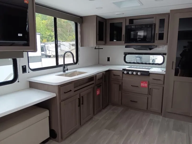 2026 Grand Design Transcend 315RKT - Photo 4