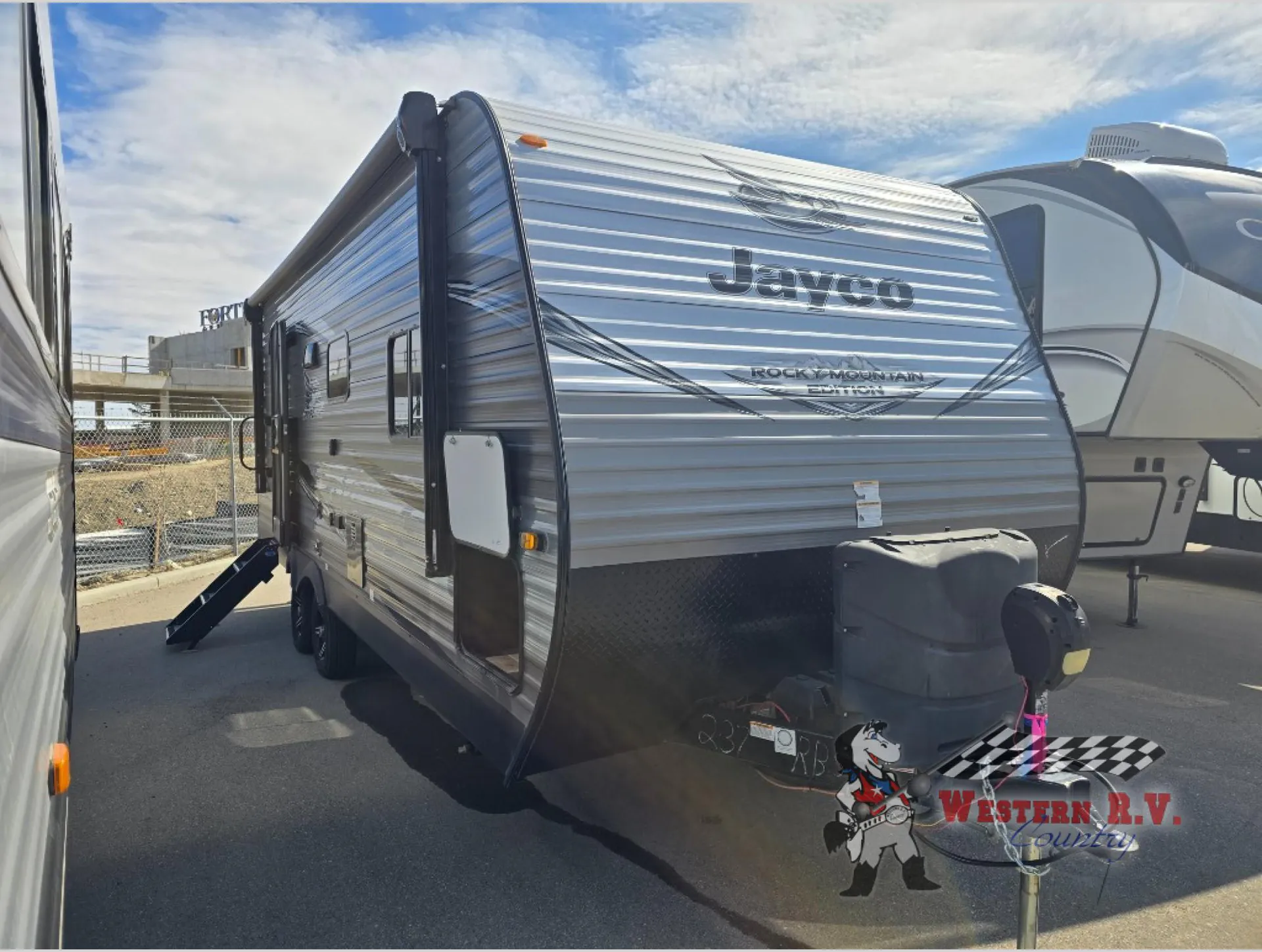 2021 Jayco Jay Flight SLX Western Edition 237RBSW - Photo 2