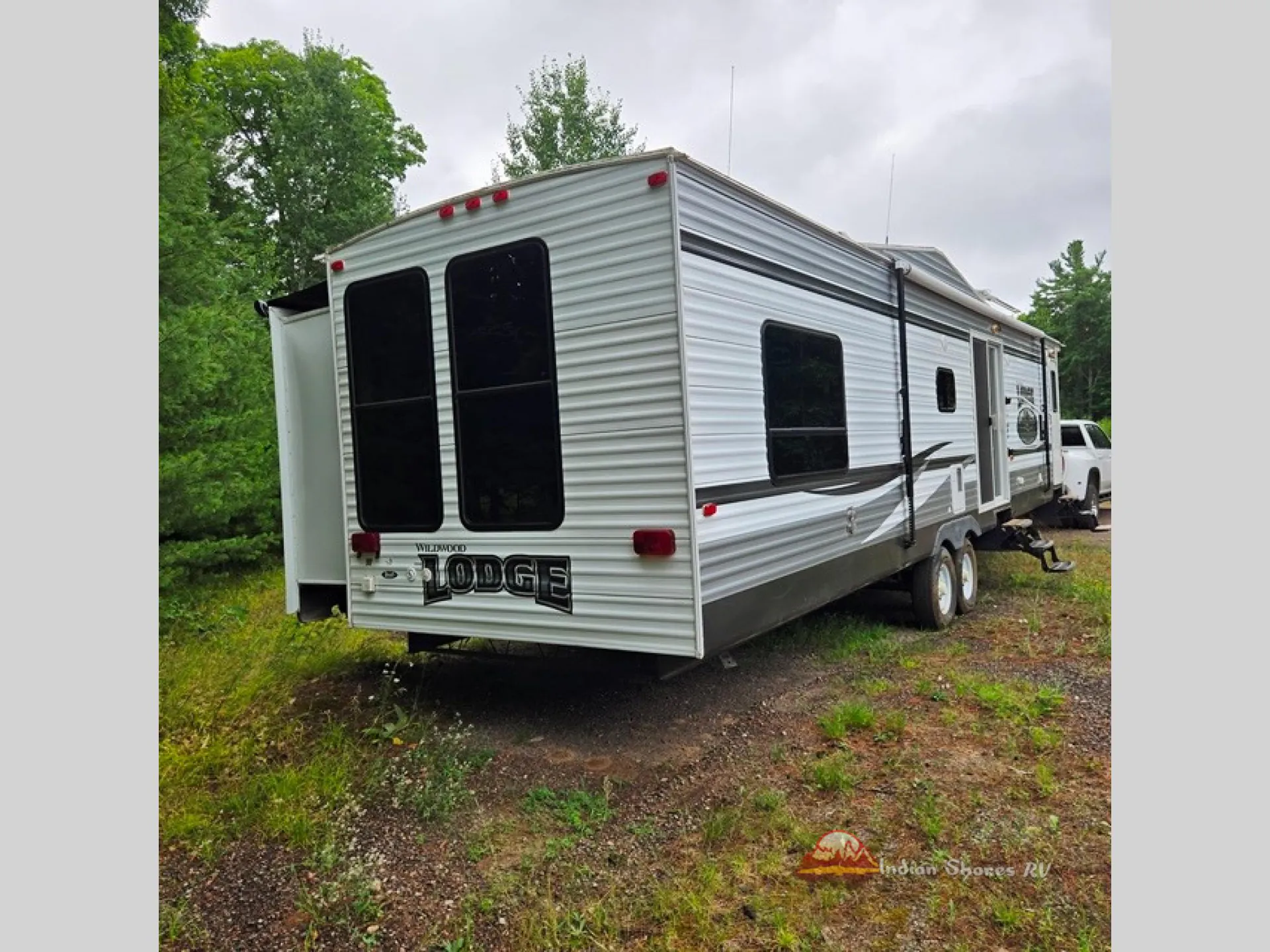 2015 Forest River Wildwood Lodge 404FB - Photo 3