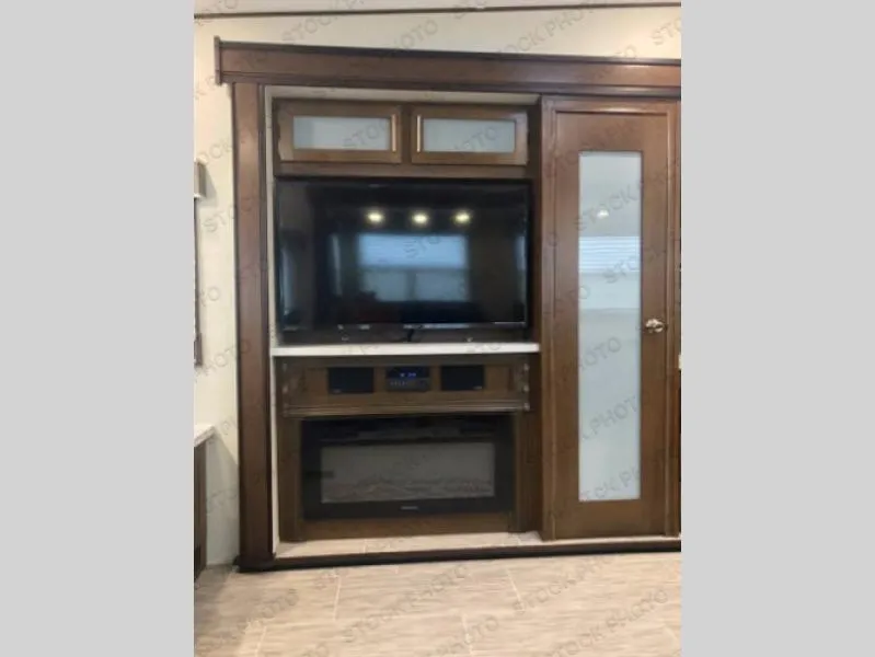 2019 Prime Time RV Crusader 340RST - Photo 4