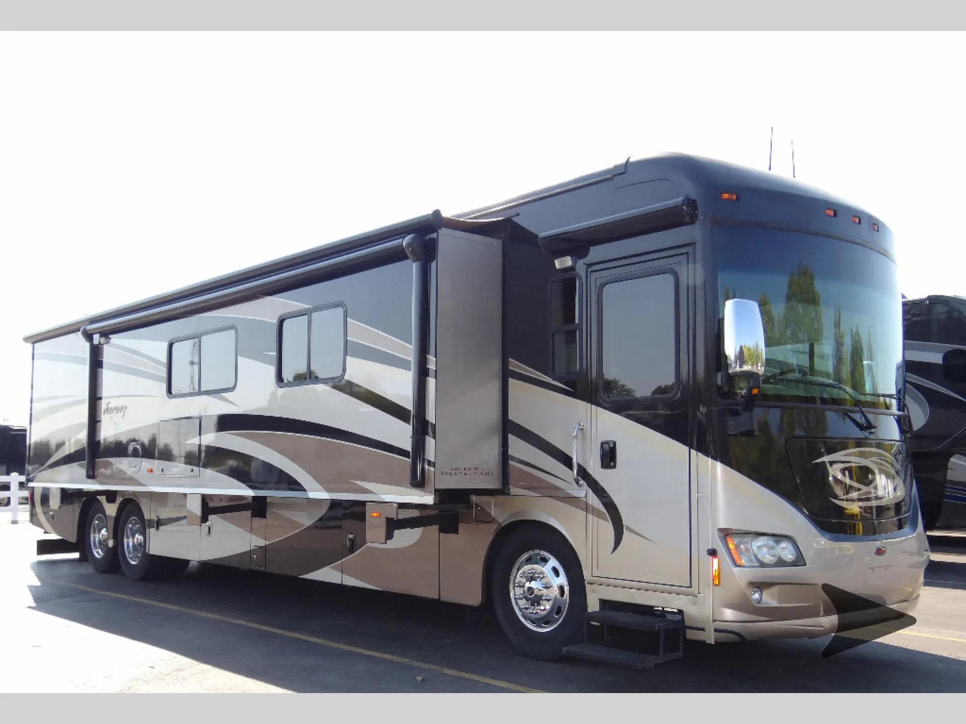 2012 Winnebago Journey 42E - Photo 2