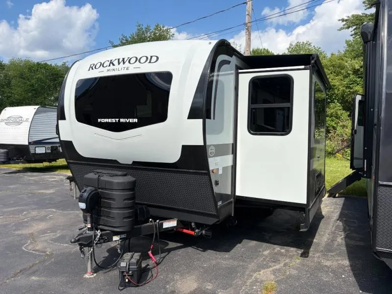2026 Forest River Rockwood Mini Lite 2506FK - Photo 2